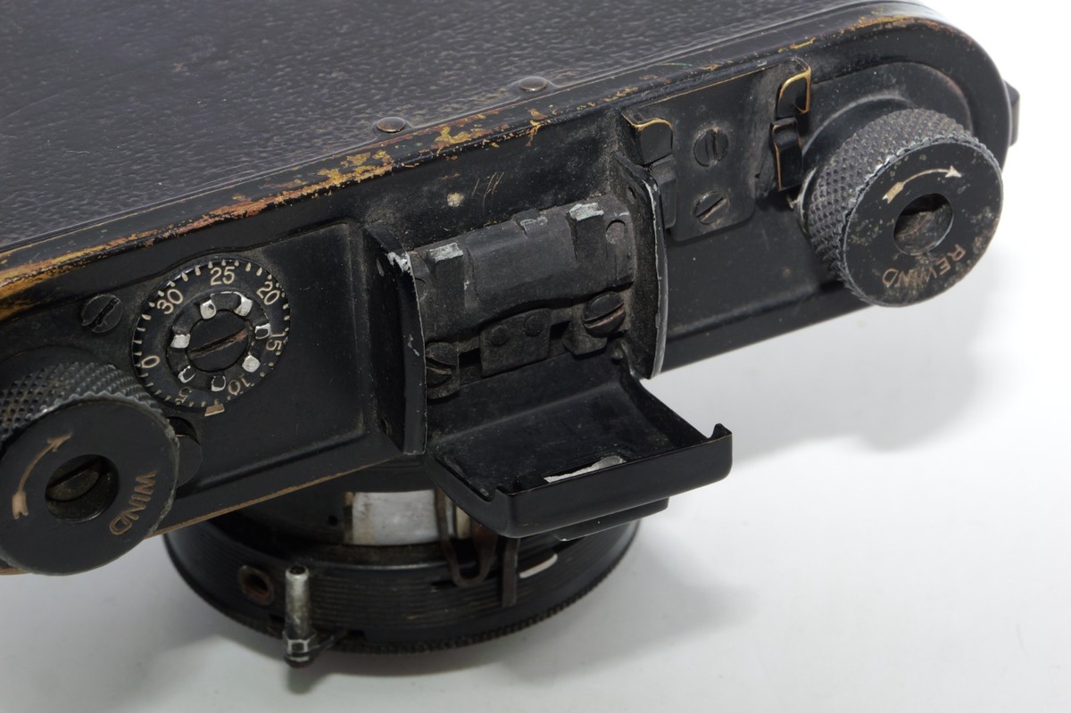 Kodak 35 PH-324 BlackPaint 軍用機 2 World War II Kodak 35, rare model PH-324 sold at auction on 28th