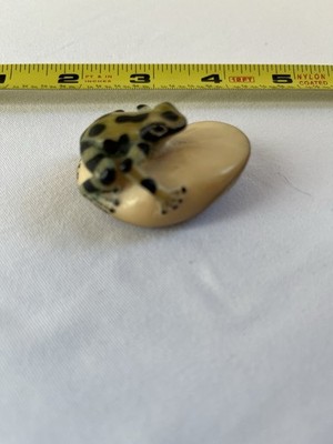 Vintage Frog Tagua Nut Carving