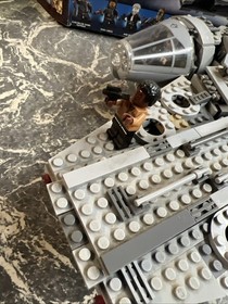 VINTAGE RETIRED LEGO SET STAR WARS 75105 MILLENNIUM FALCON DISNEY