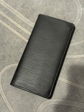 LOUIS VUITTON Black Epi Brazza Wallet Authentic