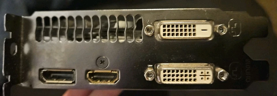 Gigabyte NVIDIA GeForce GTX 770 Windforce 2GB GDDR5 Graphics Card GV-N770OC-2GD - Image 4 of 4