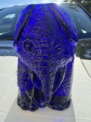 Blenko Colbolt Vintage Art Glass Elephant Book Ends 5 3/4 Tall Original Sticker