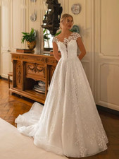 Shiny Lace Appliques Wedding Dress Classic Oneck Short Sleeve Bridal Gowns