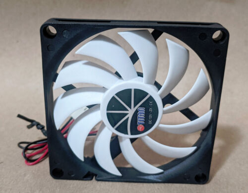 Titan 80mm x 10mm White 11-Blade 3pin 12V DC CPU/ Desktop PC Case Cooling Fan - Picture 5 of 12