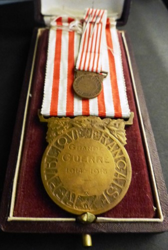 Medaille Große Krieg 1914.1918 + Miniatur Reduction Und Dose Pretty Set - Picture 2 of 3