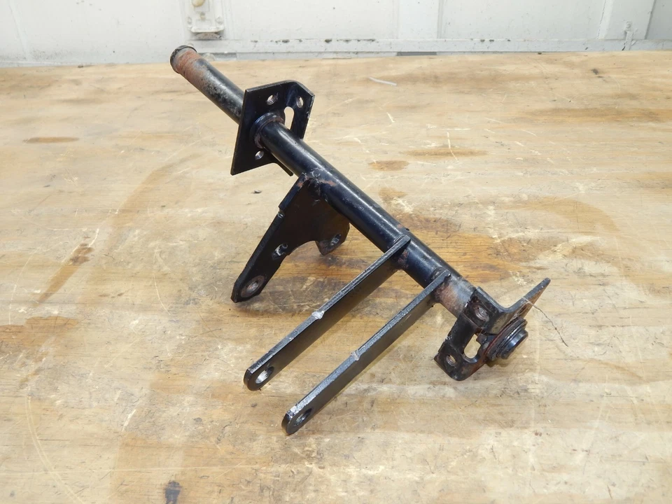 Cortacésped Ford YT18H - Eje de gato elevador hidráulico - USADO Foto 3 de 4