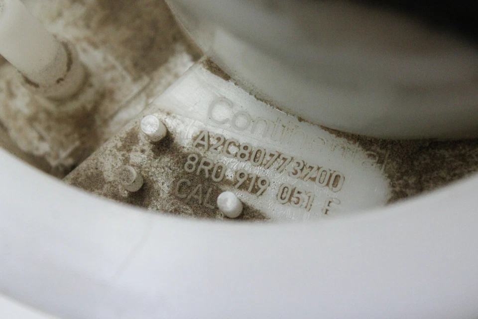 Audi Q5 2014 bomba de combustible de gasolina 2,0 L 8R0 919 051 E OEM 14 15 16 17 Foto 4 de 4