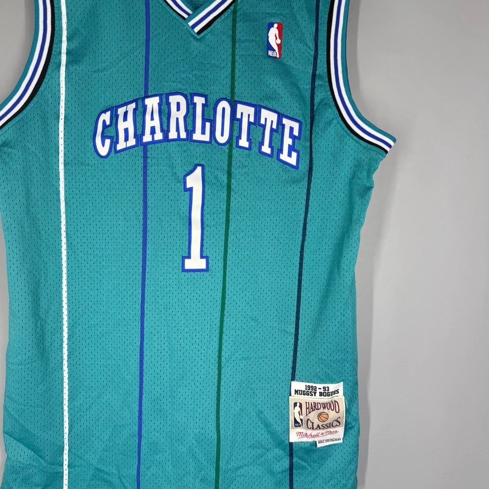 MUGGSY BOGUES #1 CHARLOTTE HORNETS NBA LARGE TEAL MENS HARDWOOD EUC JERSEY - Image 3 of 4