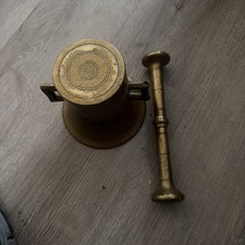 Brass Mortar & Pestle Set 19th Century . Mortar 4.5&rdquo; High - Pestle 7&rdquo; Long