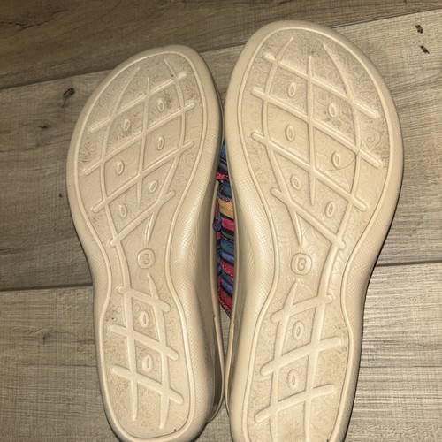 Bzees Damenschuhe Größe 10 Slipper mehrfarbig gestreift Pantolette Sandale Stretch - Bild 4 von 5