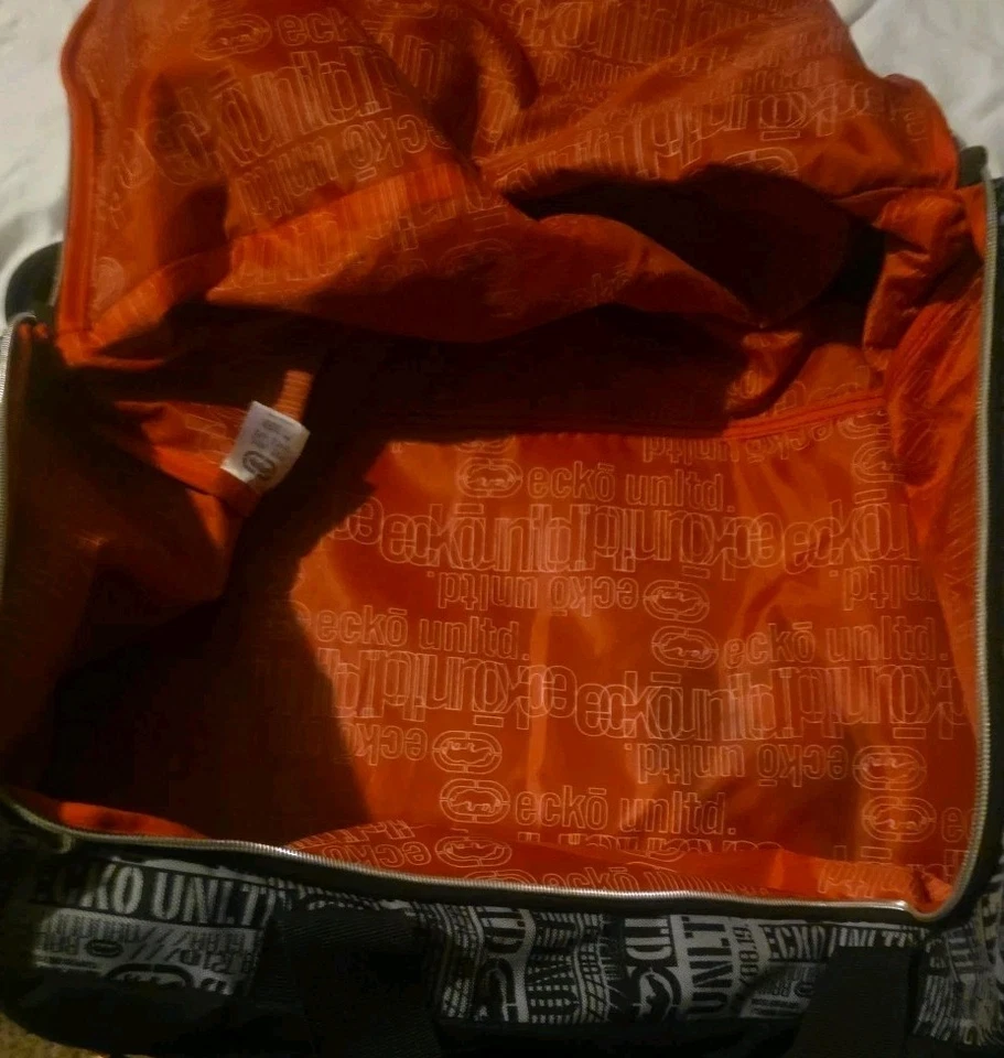 BOLSO DE LONA GRANDE ECKO UNLTD 24"  Foto 4 de 4