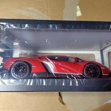 Lamborghini Veneno09501 RM Red 1:18 Scale