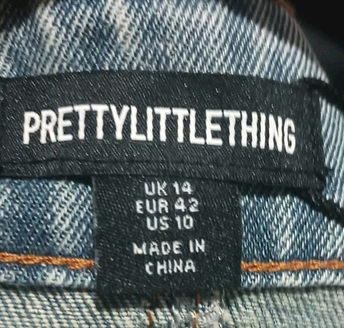 NWT PrettyLittleThing Micro Mini Skirt Frayed Denim Blue Jean Pockets READ DESCR - Picture 9 of 20