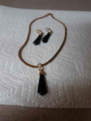 Necklace/Earring Set