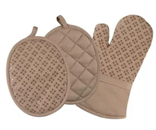 Oven Mitt and Pot Holders Silicone Set of 3 Non-Slip Kitchen Hot Pads and Ove...