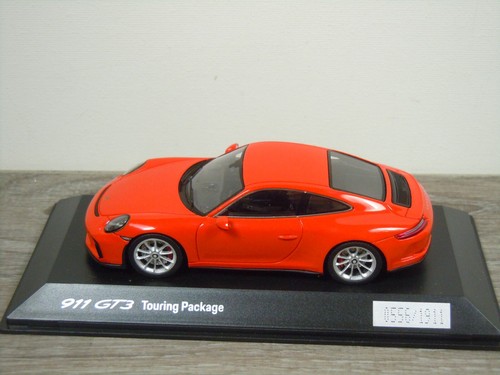 Porsche 911 991 GT3 Touring - Spark 1:43 in Box *68825 - Picture 3 of 8