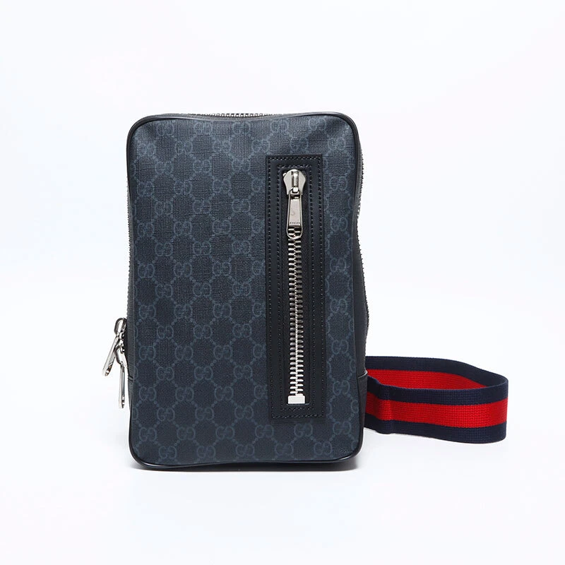 Sac bandoulière GUCCI GG Supreme Body Bag noir WS12689