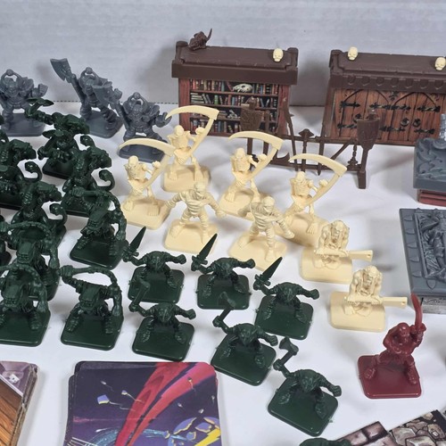 Hero Quest Game System Milton Bradley Juego de Mesa 1989/1990 (No Completo) - Imagen 20 de 24