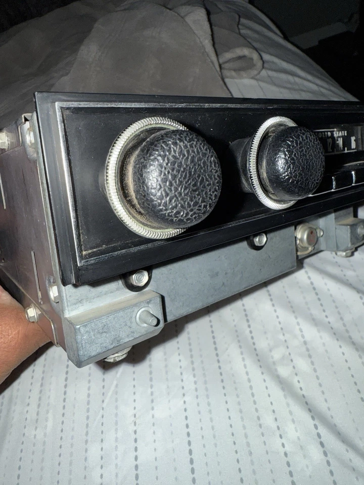 1970-74 PLYMOUTH CUDA DODGE CHALLENGER AM RADIO AAR R/T SE BARRACUDA Solid State - Image 2 of 4