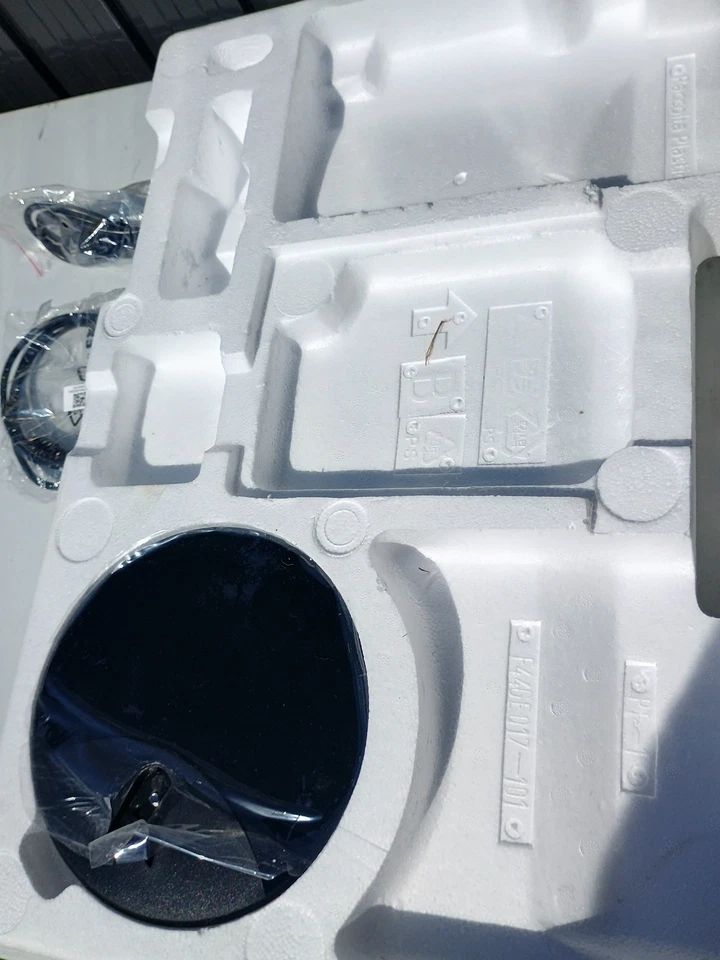 ViewSonic VA2459 24in. Full Hd LED Monitor - Black Ips - Image 4 of 4