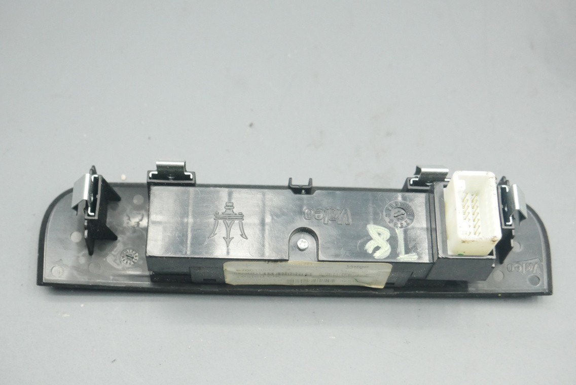 Maserati Ghibli 2014-2020 Seat heater switch P/N 670019547