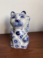 maneki neko lucky cat blue white pottery Left Paw Raised lucky cat h