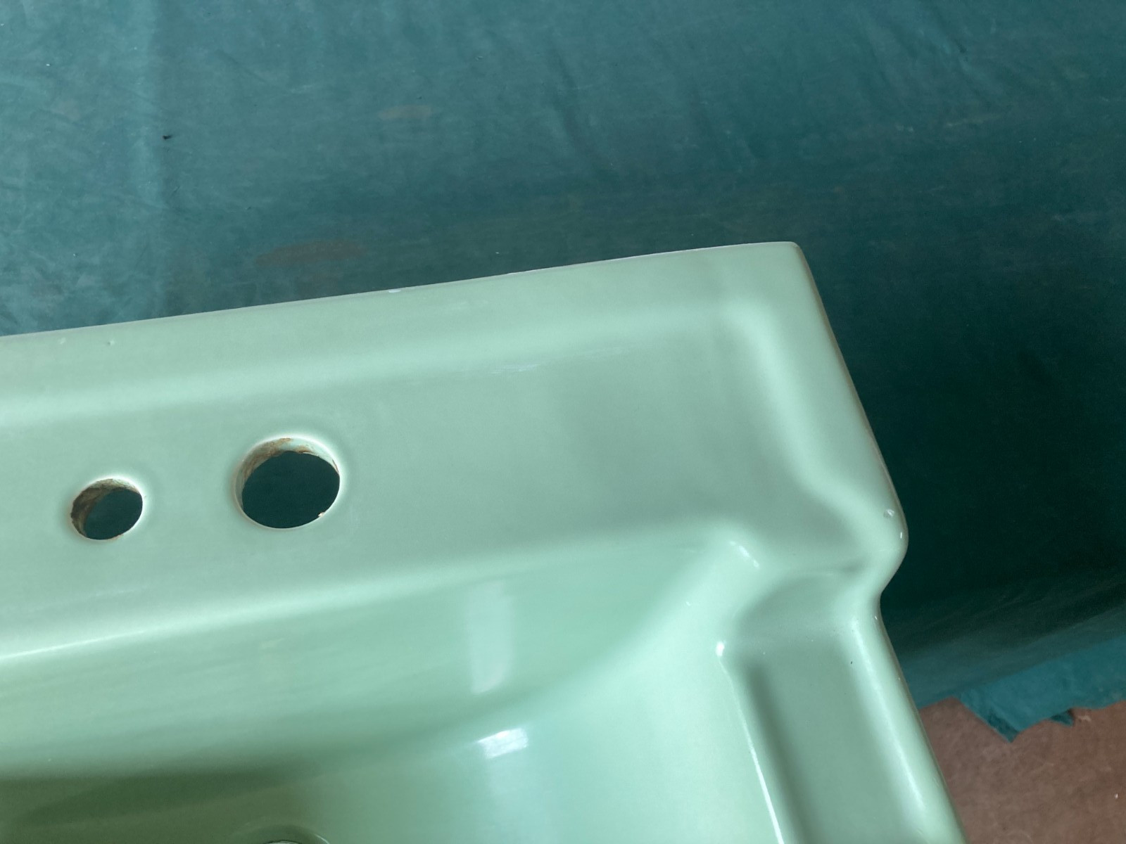 Vtg Mid Century Jade Green Porcelain Bath Wall Sink Chrome Brass legs 363-25E