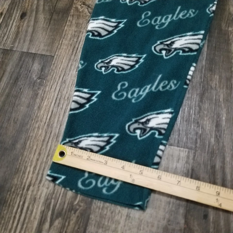Pijama mediano para mujer Philadelphia Eagles ropa del equipo de la NFL polar de una pieza  Foto 2 de 4