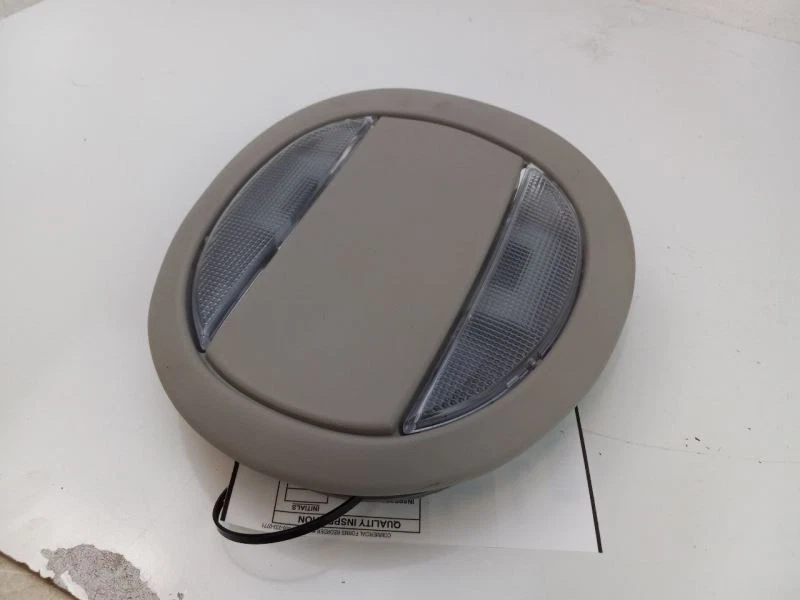 Dodge Caravan 2001-2007 techo delantero mapa lámpara Foto 3 de 4