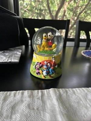 Disney Musical Snow Globe Mickey Pluto Minnie Donald Goofy KH100525-K-Care Rare