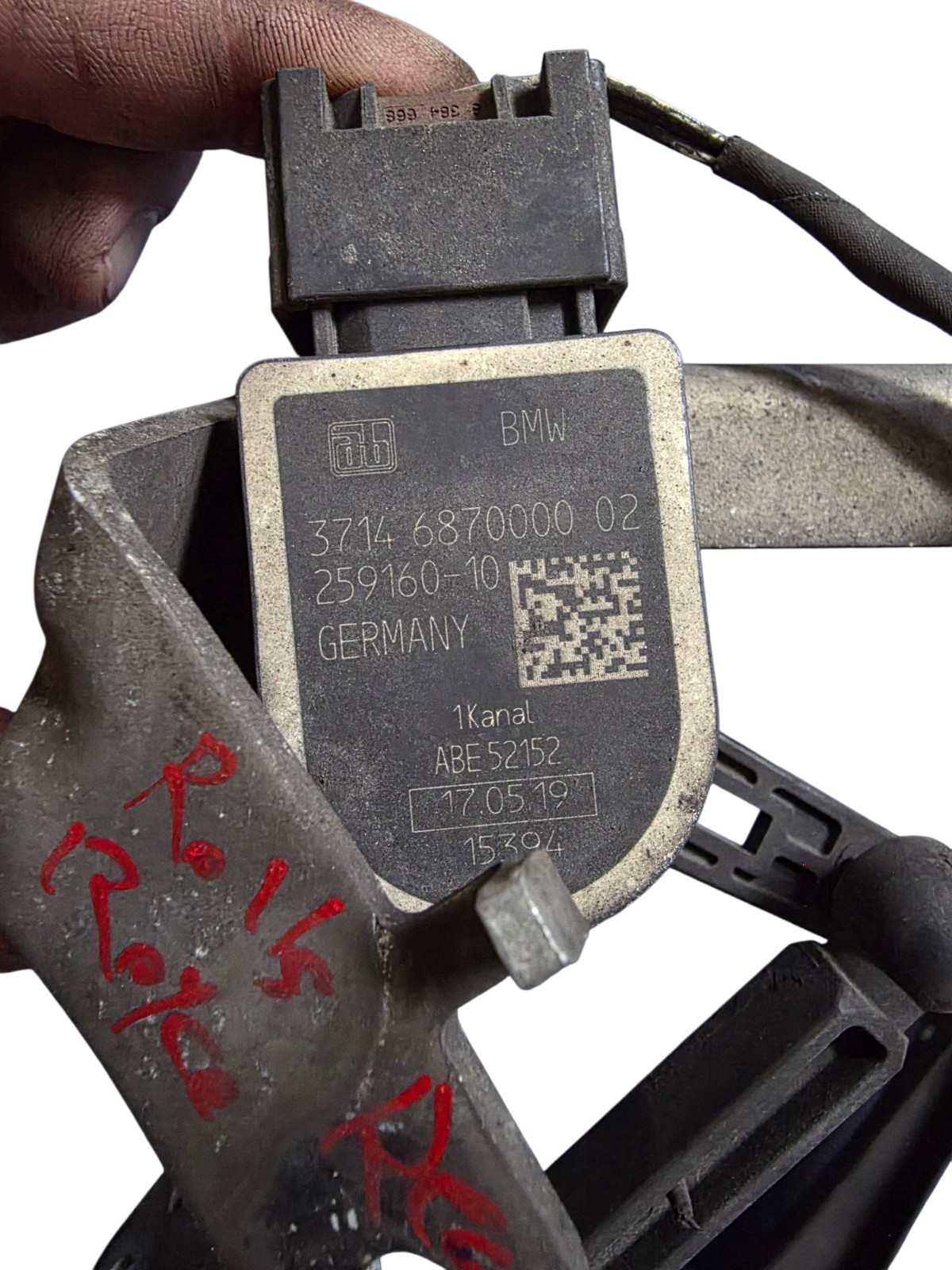 2019-2023 Rolls Royce Cullinan  Rear Height Sensor Oem Level Sensor