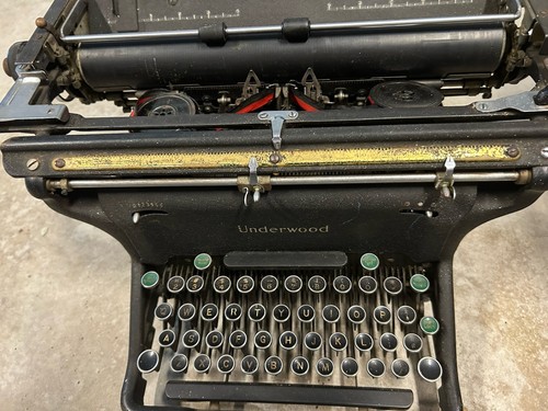 Vintage 1920s-1940s Underwood Black Typewriter Model 5 All Keys In Tact Steel - Picture 6 of 11