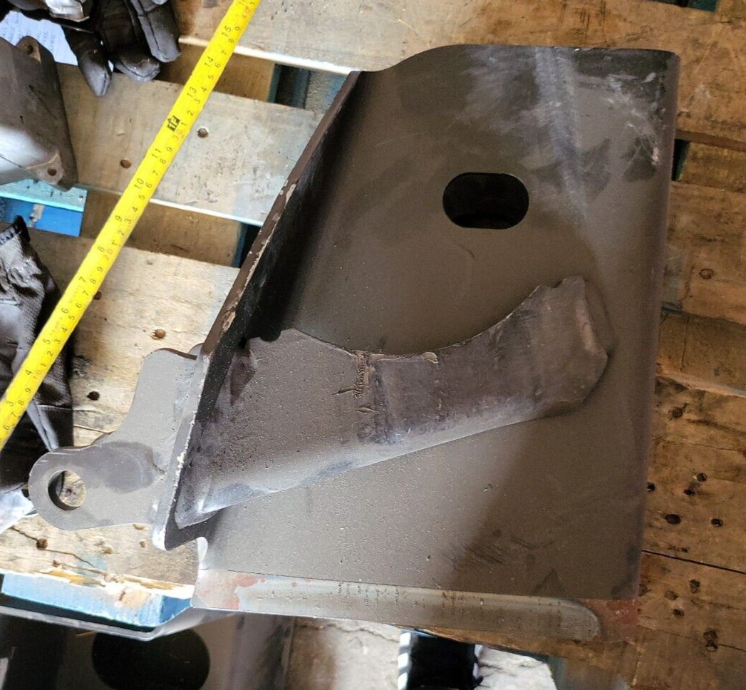 S2732017R Hendrickson Suspension Frame Hanger Bracket Assembly RH