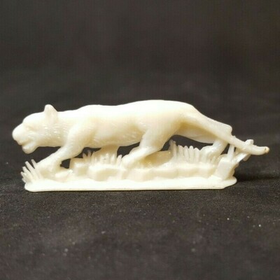 1950 JAGUAR COUGAR cat German Margarine Figure Plastic Prize no mark 082