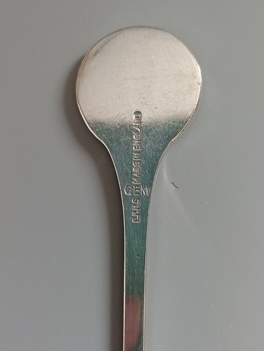 Coronation of Queen Elizabeth 1953 commerative tea spoon - Picture 3 of 3