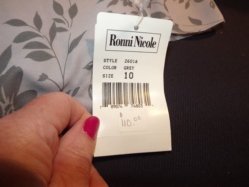 NEW RONNI NICOLE GRAY FLORAL DRESS SZ 10 NWT RET$110 LINED - Picture 3 of 7
