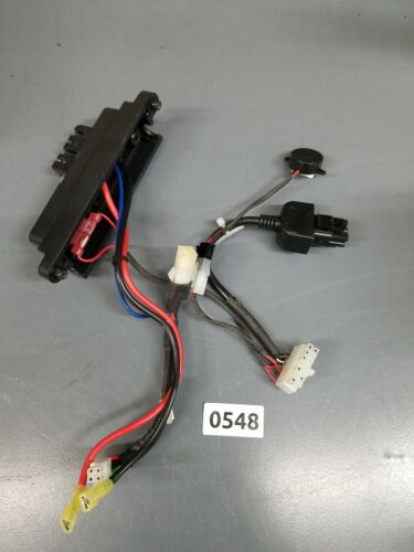 DWR9983H004/DWR9983H021 PRIDE GOGO mobility Scooter   connector with harness  - 第 1/4 張圖片