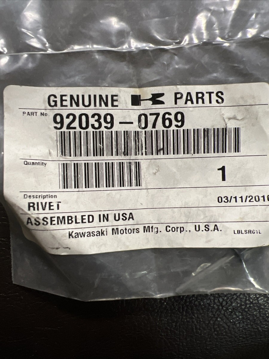Ｊ４０ｒｃ１６００ｓｐ　３つ KAWASAKI #92039-0769 RIVET 3PK GENUINE (TERXY -YRS 2012-2023
