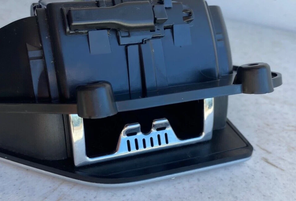 Audi A8 Quattro 2011-2018 panel de puerta trasera lado del conductor cenicero moldura OEM #4H0857405 Foto 3 de 4