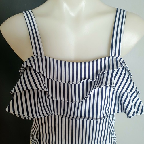 Women's size 12 'MISS VALLEY' Gorgeous white and navy striped ruffle crop top - Picture 2 of 6