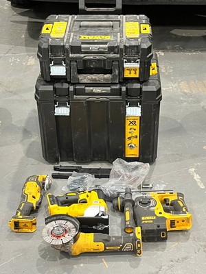 DEWALT XR BÜRSTENLOSES WERKZEUGSET   NUR GEHÄUSE