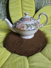 🐞Royal Albert- Paragon- Country Lane - Tea pot- Vintage- Bone China🐞