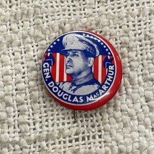 Vintage Political General Douglas MacArthur Pin Button