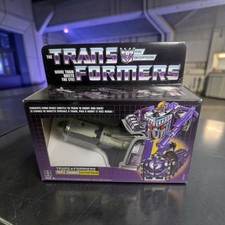 Hasbro Wal-Mart Reissue Transformers G1 Decepticon Astrotrain Triple Changer