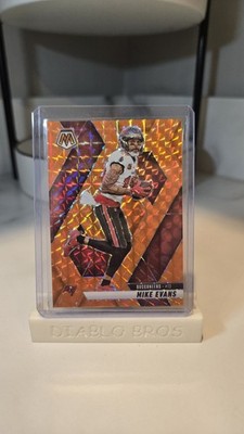 2025 Panini Mosaic - Mike Evans #192 Orange Mosaic Prizm /199