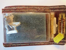 TSR AD&D Human female Paladin Dungeons & Dragons blister pack nib HTF pewter bow