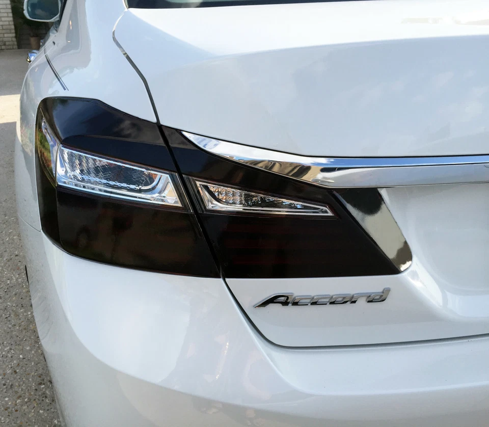 Вырез задних фонарей для Honda Accord 16–17 годов выпуска ДЫМЧАТЫЕ предварительно нарезанные виниловые накладки - Изображение 3 из 4