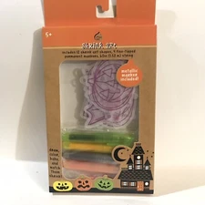 HALLOWEEN SHRINK ART KIT For Kids Arts And Crafts Pumpkin Witches Ghosts Bats...