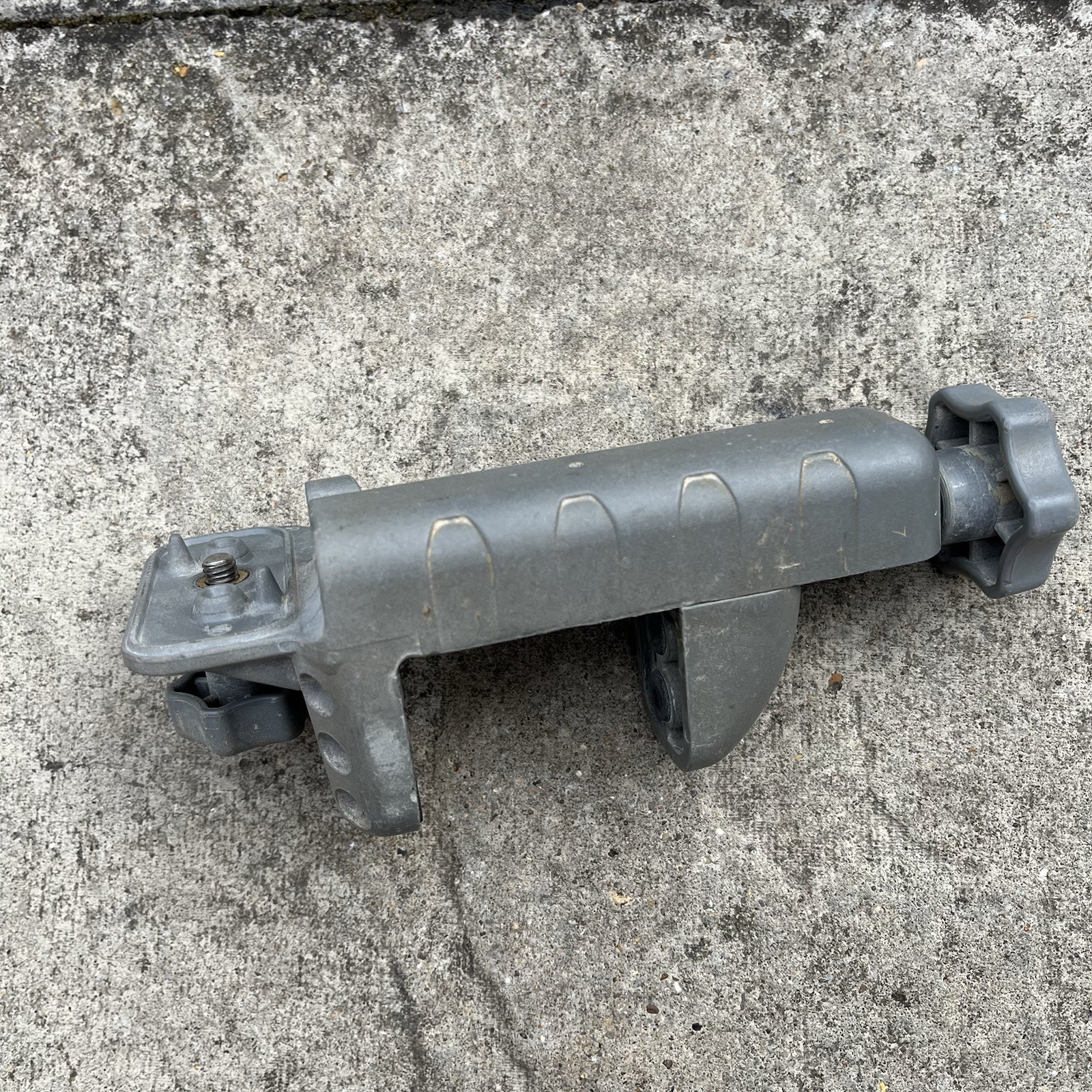 Spectra Rod/Staff Clamp Bracket for Spectra HL450 & Stabila REC300 Detector Only