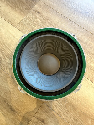 DWEbook10.11.12 廃盤 Wharfedale Pro D-092 15